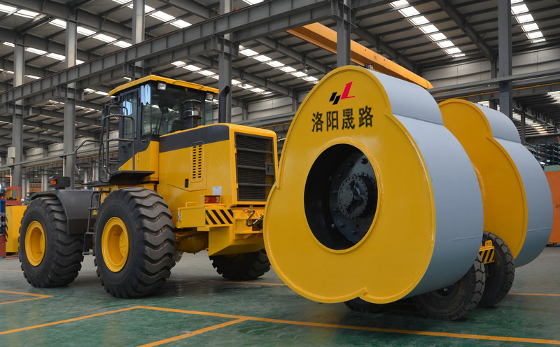 冲击碾压机 冲击碾压机