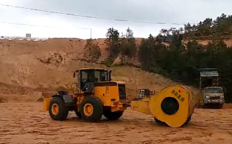 冲击压实机 冲击压实机